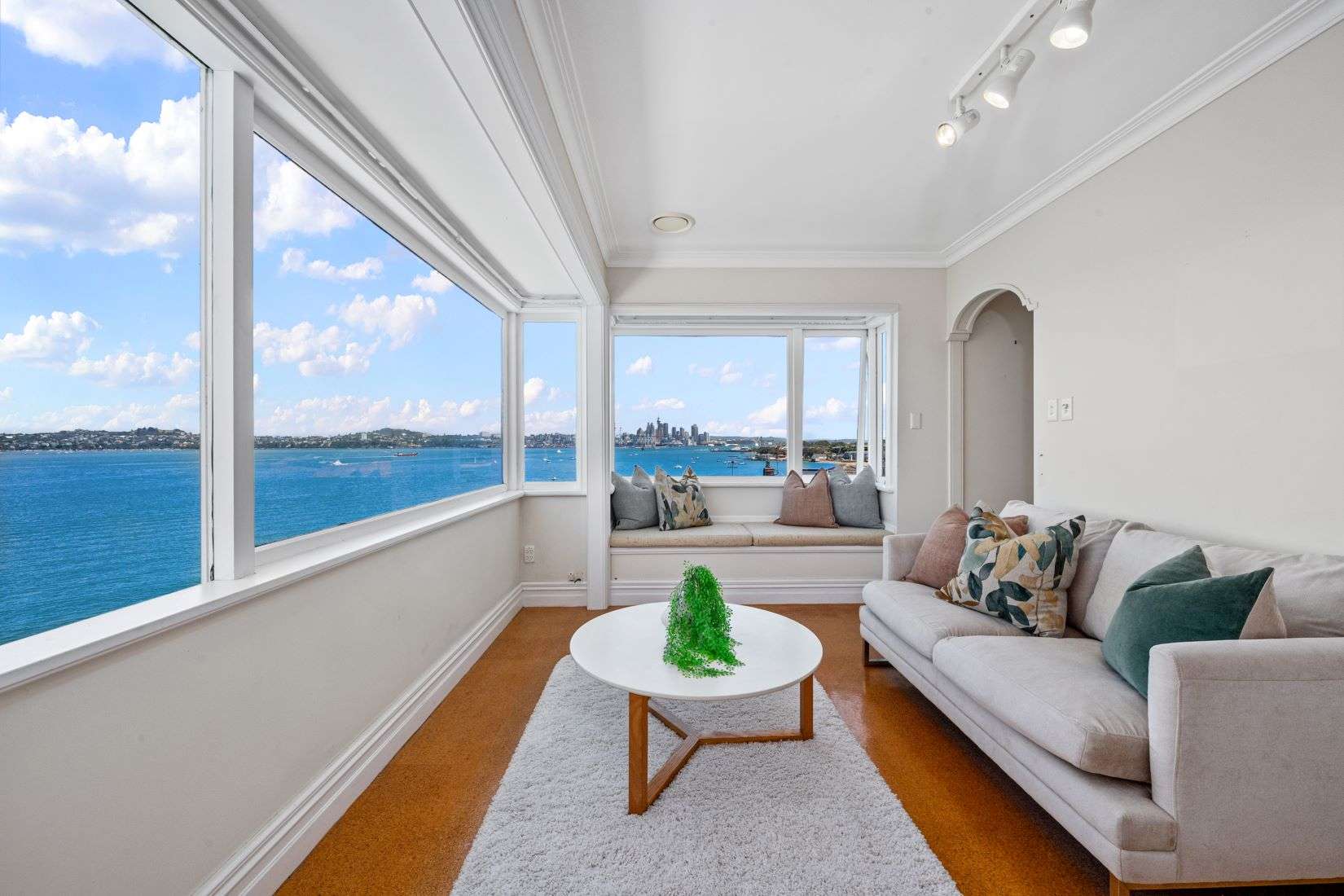 38 Jubilee Avenue in Devonport