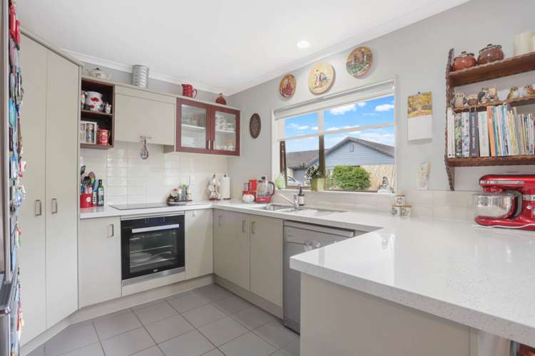 26/1 Piriti Drive Te Atatu Peninsula_9