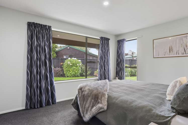 10 Bowie Drive Woodend_12