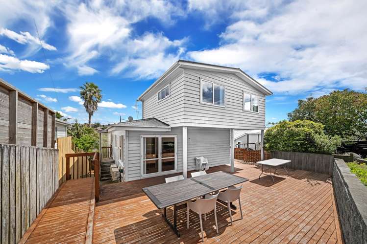 640 Beach Road Browns Bay_21
