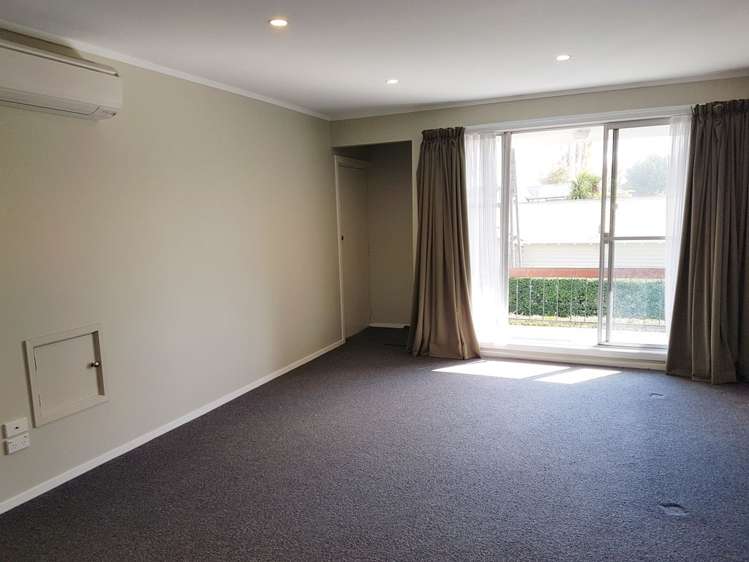 4/4 Moreland Road Mount Albert_1