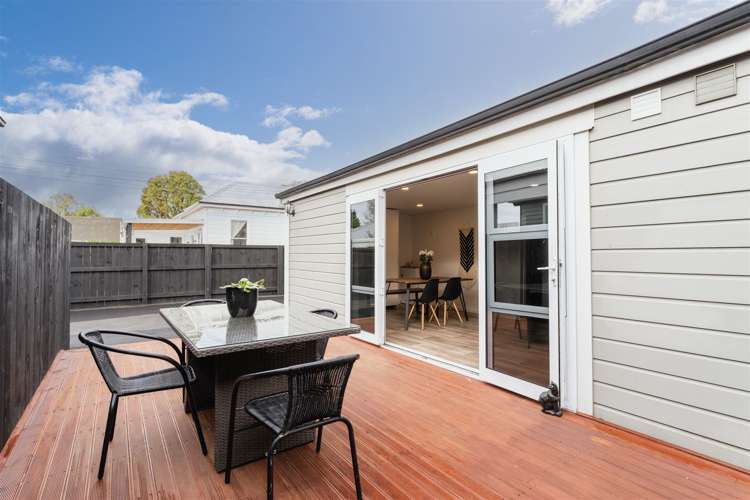 13 Wesley Street South Dunedin_11