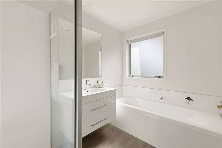 6 Kohekohe Drive Owhata_20