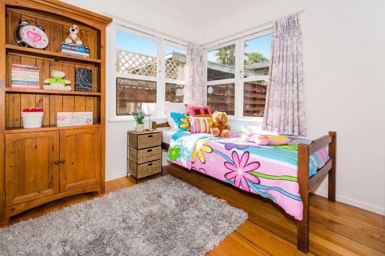 1/89 Lake Road Northcote_18