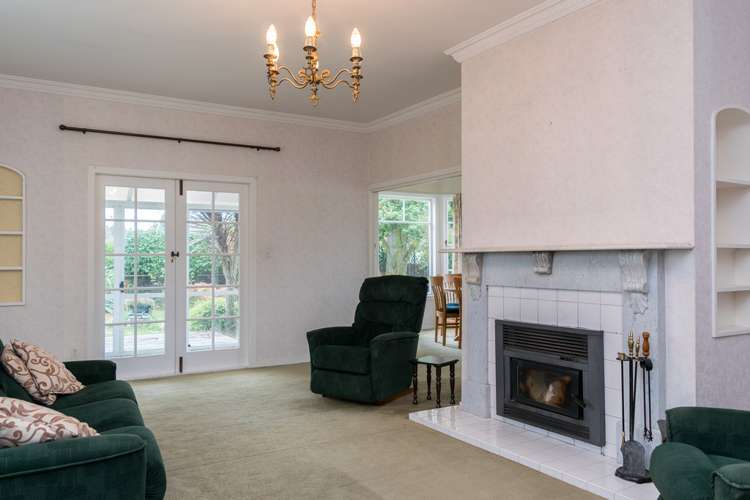 195 Athlone Drive Cambridge_2