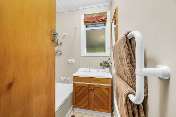 12 Hinau Street Ravensbourne_14