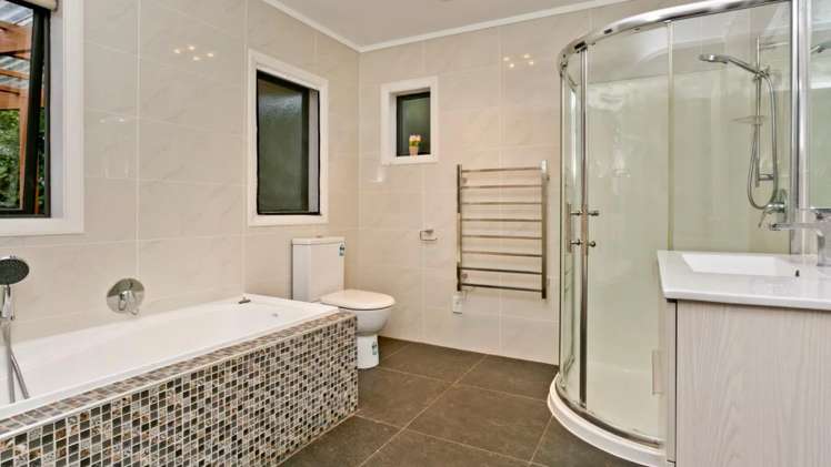 1 Ellice Road Totara Vale_7