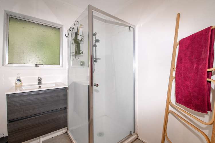 15b Kaka Street Western Heights_8