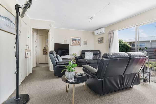 20A + 20B Poaka Avenue Dinsdale_4