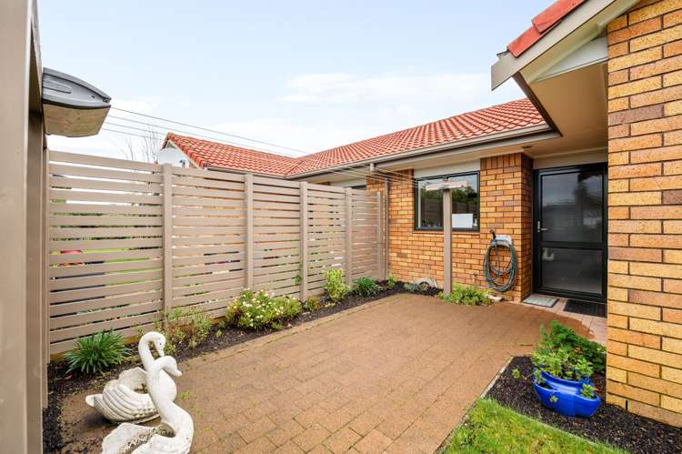 93 Grosvenor Gardens Flagstaff_14