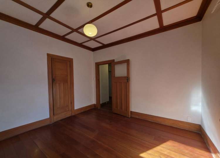 2 Harvey Road 10780_15