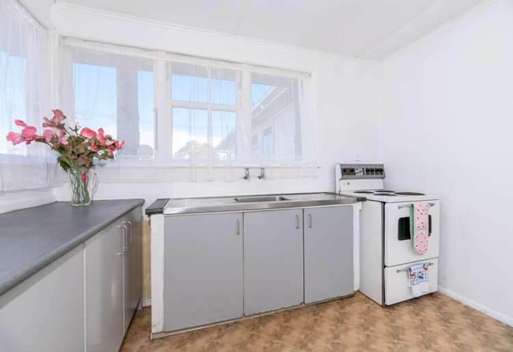 14 Matamata Place Otara_9