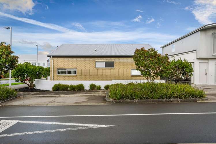 194 Clark Road Hobsonville_16