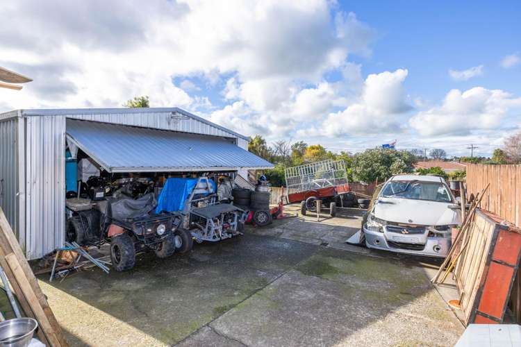 325 Hazelmere Crescent_5