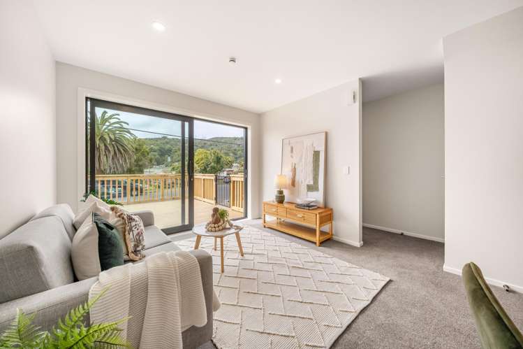 1,4,5,8,16,19;/4 Tawhai Street Stokes Valley_3