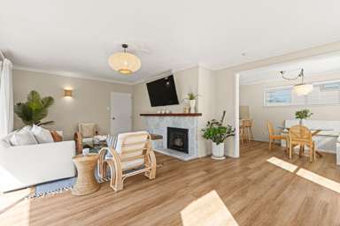 6 Soleares Avenue_3