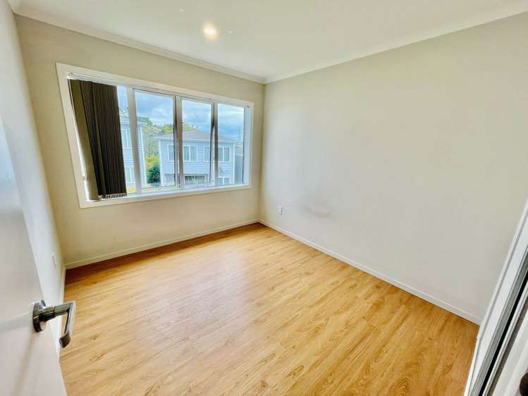 3 Manawatere Way Flat Bush_13