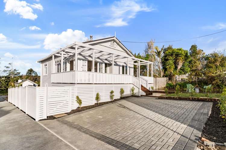 33a Roland Road Greenhithe_15