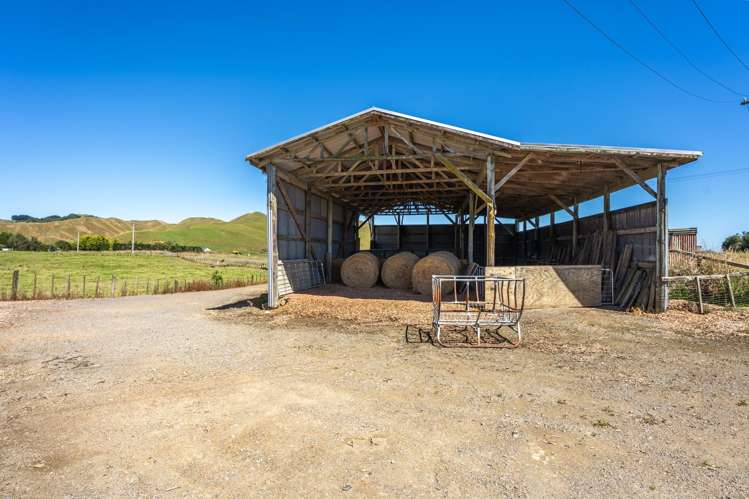 650 Waitohu Valley Road Manakau_1