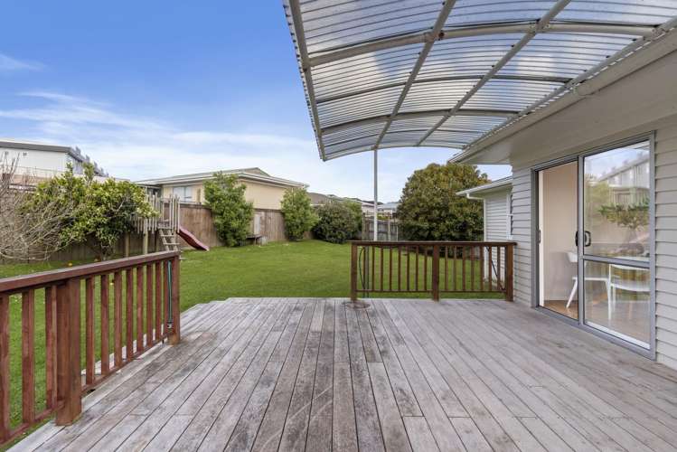 13 Sheehan Road Te Atatu South_21