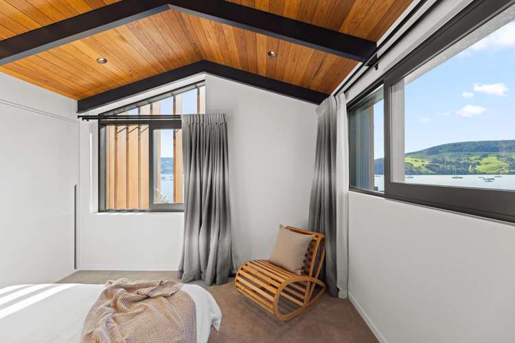 11 Beach Road Akaroa_11
