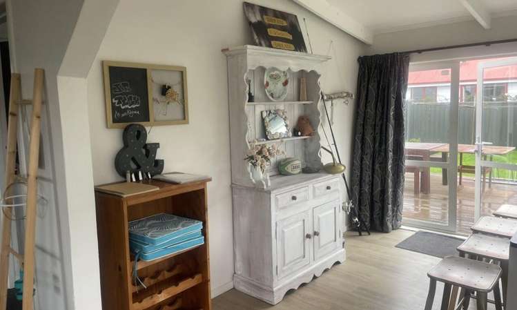 1411 Coast Road Karitane_6