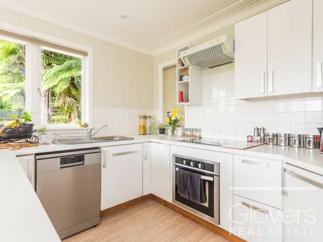 26 Hollywood Avenue Titirangi_1