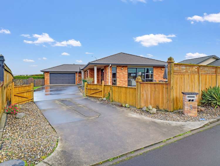 5 Gilligan Close College Estate_32