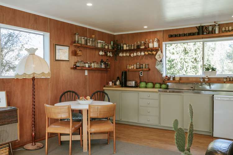 26 Wairau Road Albert Town_11