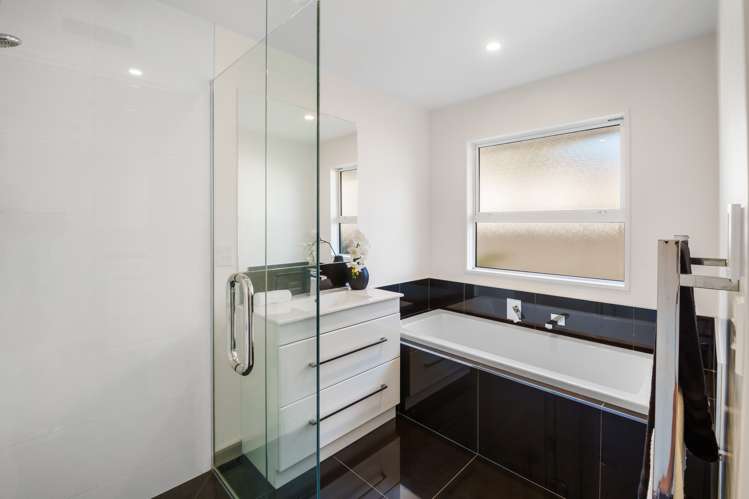 79 Hungerford Drive Rolleston_18