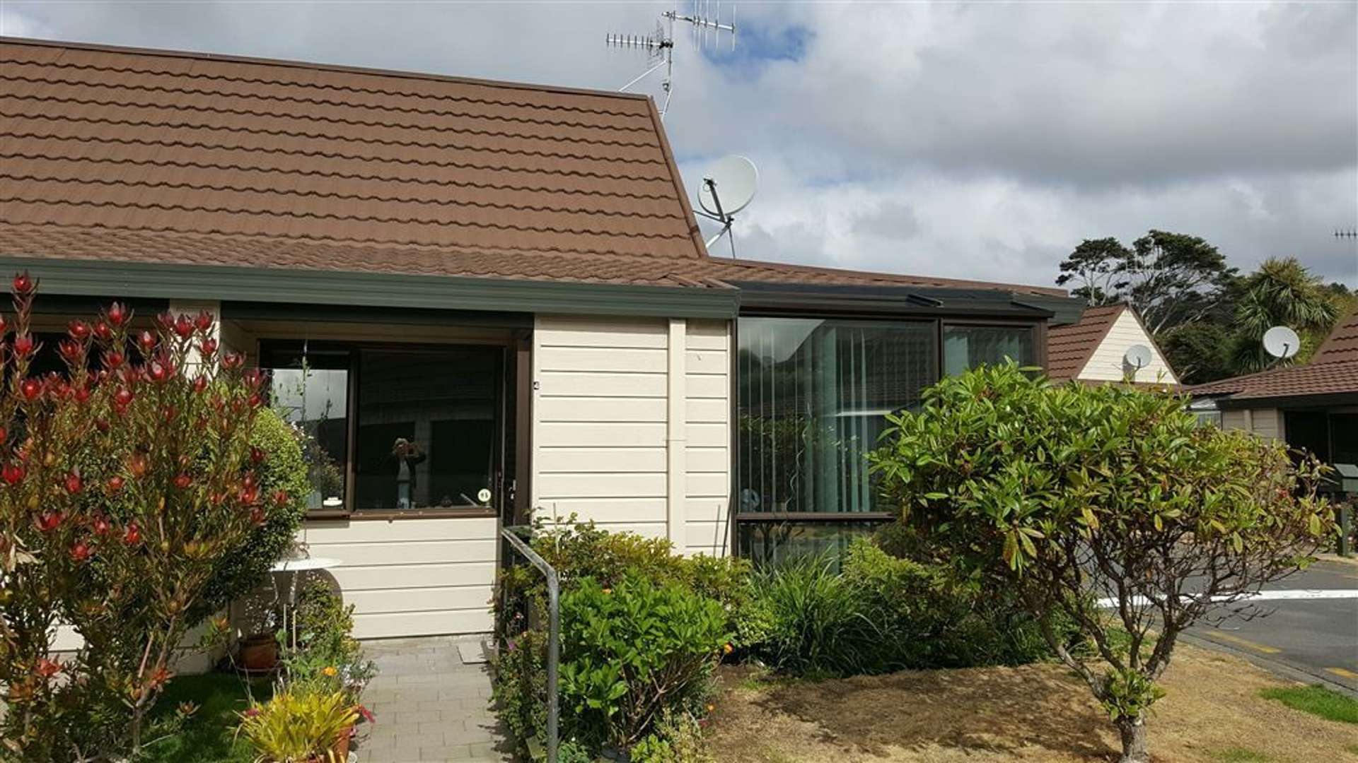 4/72 Up Rimu Road Raumati Beach_0