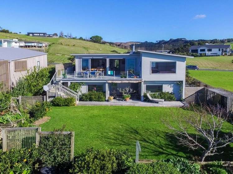 15 Taranga Road Langs Beach_18