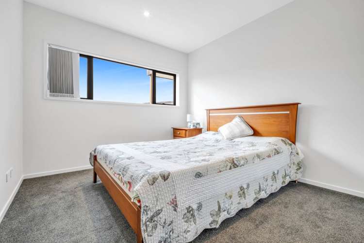 202/3 Newelm Lane Flat Bush_9