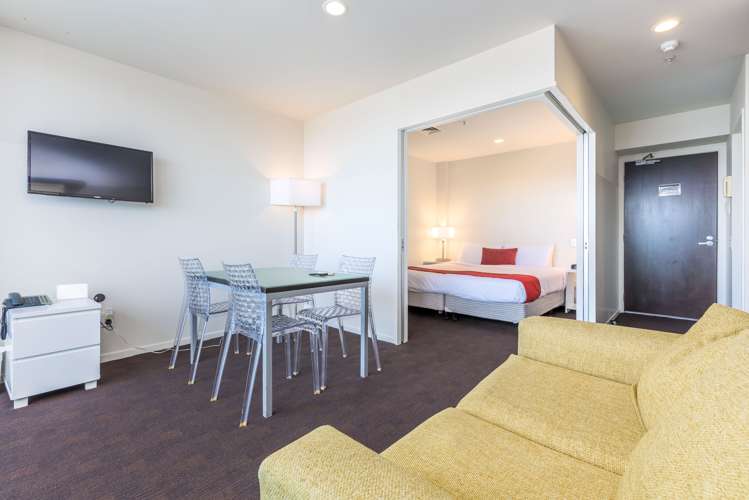 2013/10 Waterloo Quadrant Auckland Central_6