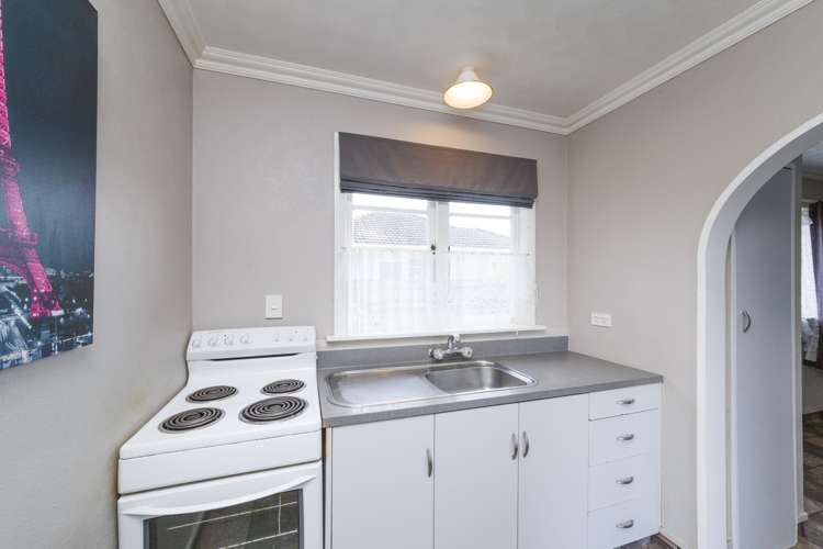 6 Trewin Street Feilding_9