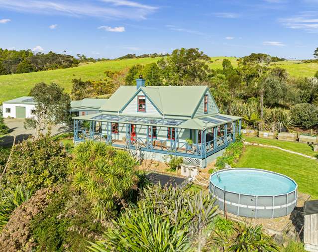 Iconic Historic Homestead Waipu Caves