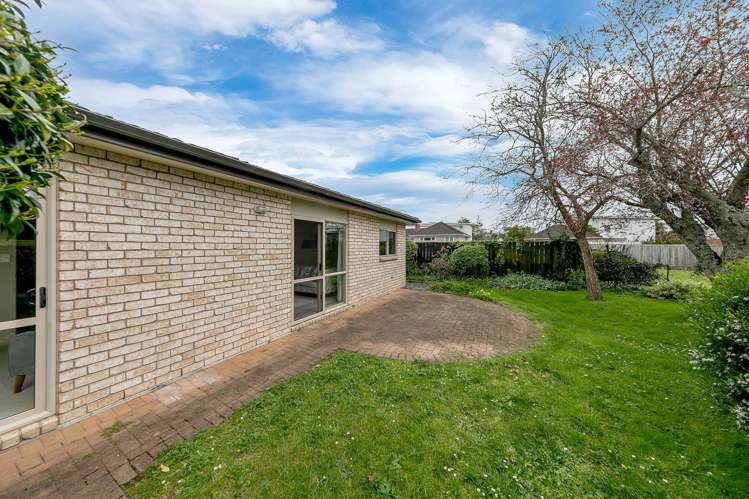 1/47 Swanson Road Henderson_16