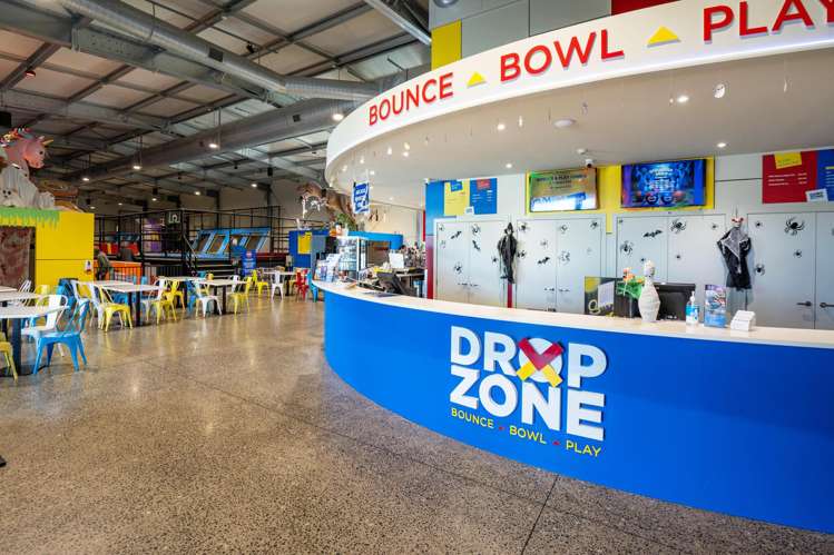 650 Lake Terrace Wharewaka_12