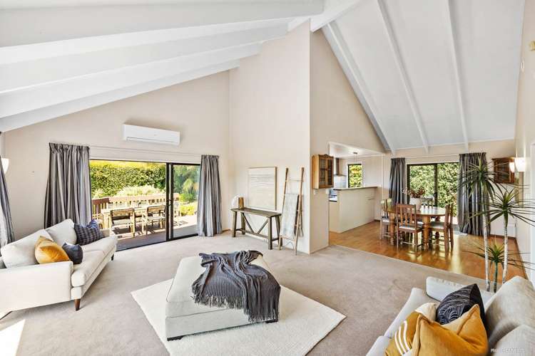 27 Lastel Place Cockle Bay_12