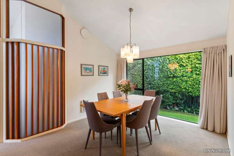 2/4 Oban Road Browns Bay_9