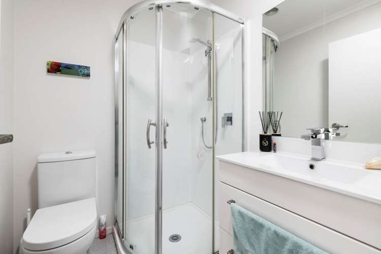 7 Annalise Place Orewa_17