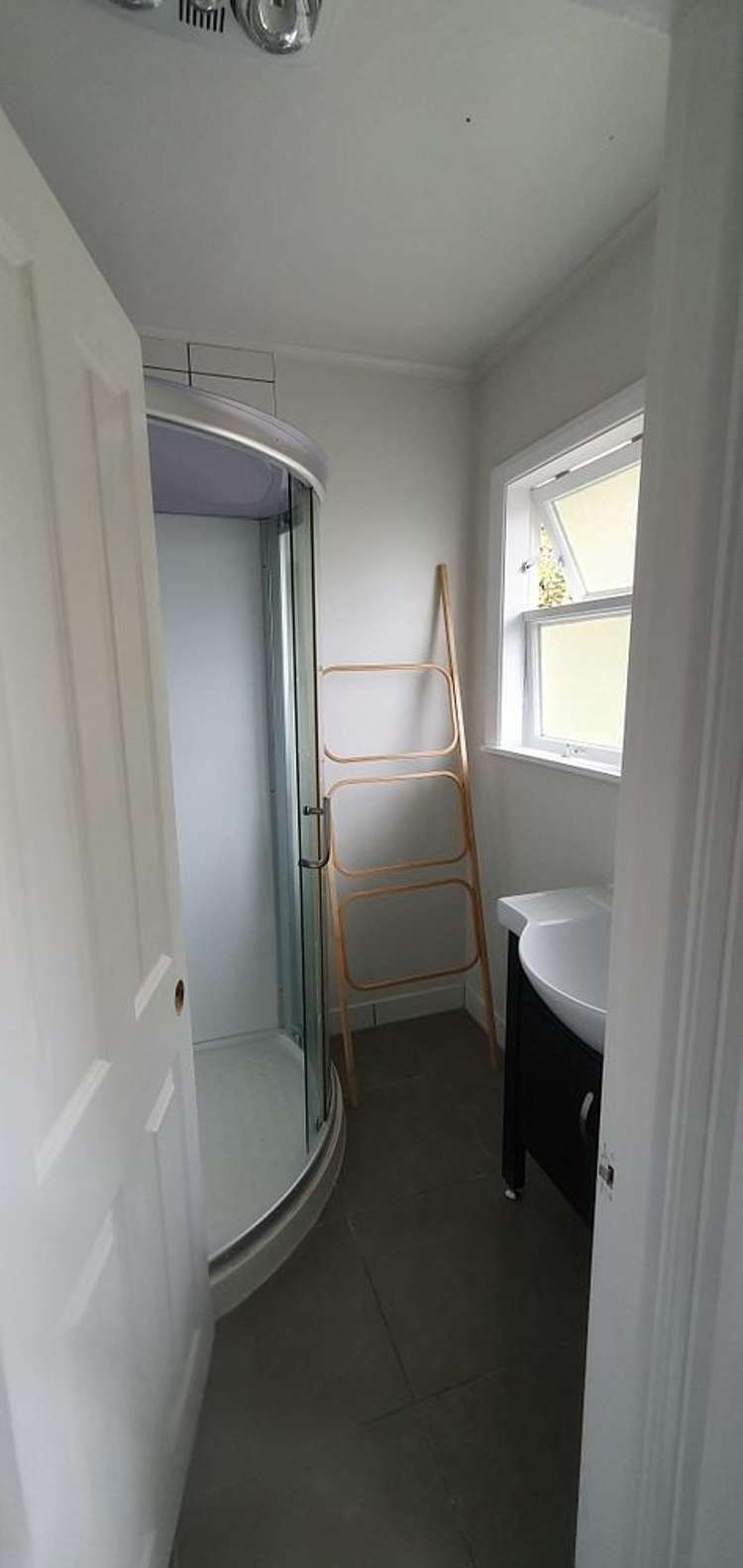 10 Redwood Avenue Tawa_11