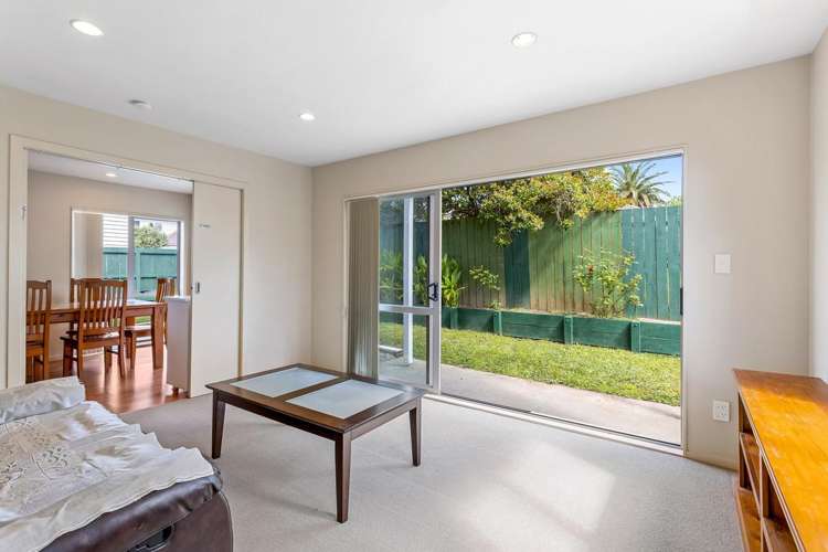 12 Merlot Way Te Atatu South_9