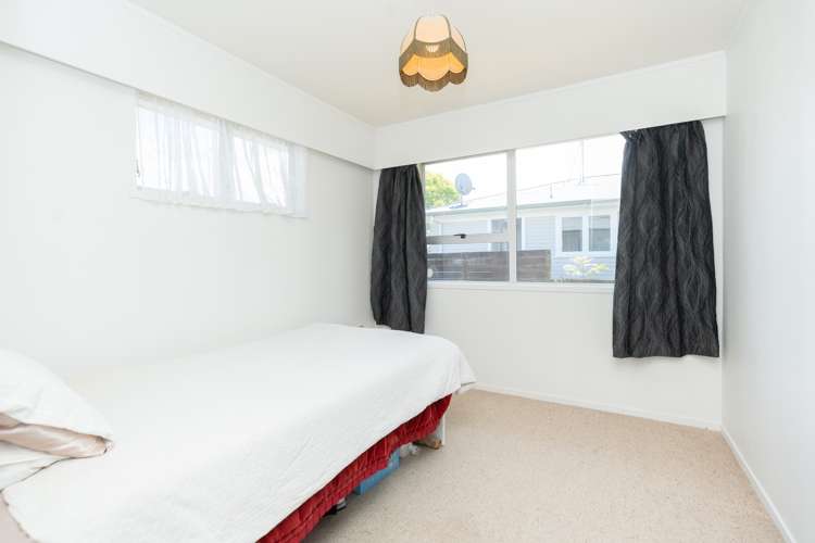 1b Grange Avenue Nawton_11