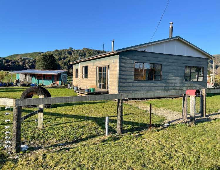 1-3 Main Street Reefton_0