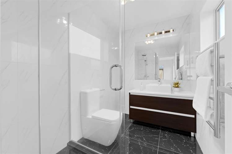 62 Castlederg Drive Flat Bush_21