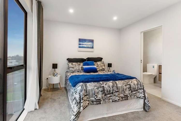 64A Rosewarne Crescent Glendene_9