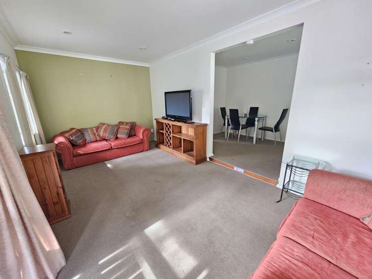 9 Moana Street Kaka Point_10