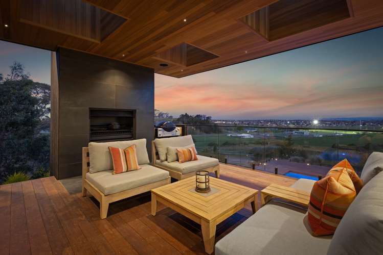 78 Oak Road Poraiti_13