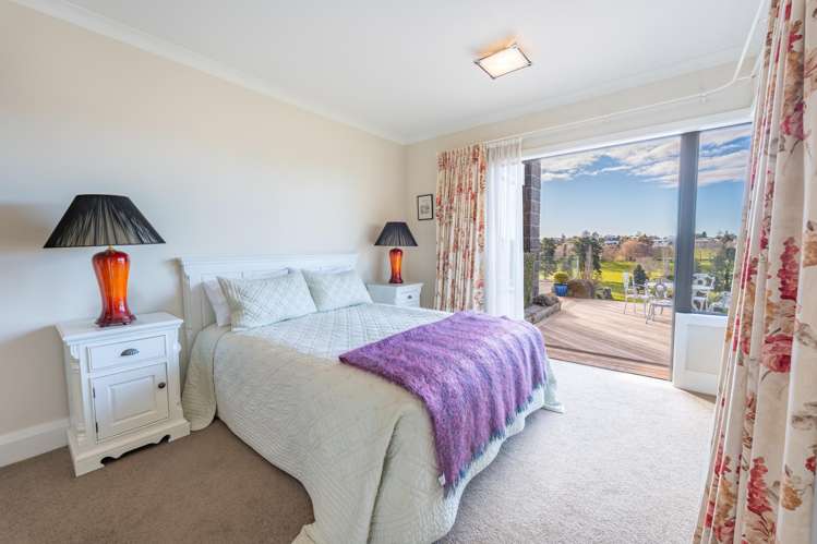 18 Kitchener Square Highfield_19